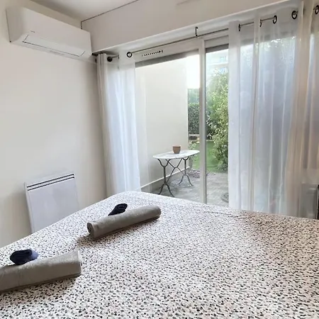 Rabiac - Charming 1 Bedroom With Private Garden Apartment *