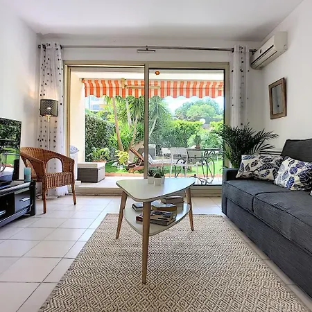 Rabiac - Charming 1 Bedroom With Private Garden Appartement *