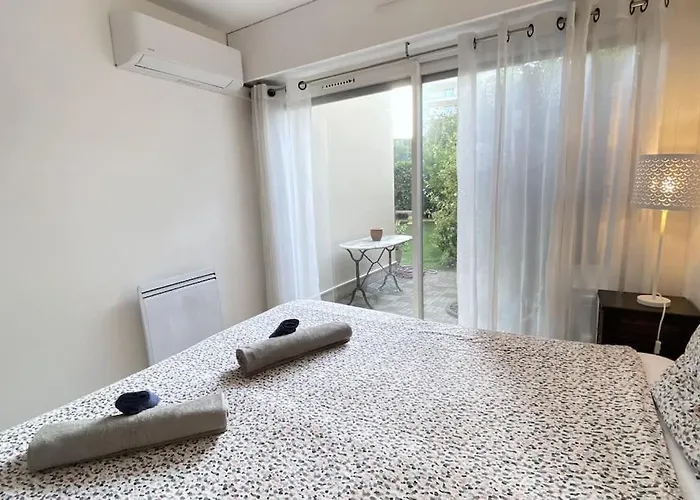 Rabiac - Charming 1 Bedroom With Private Garden Appartamento *